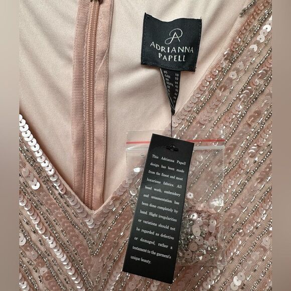 Adrianna Papell Women's Long Beaded V-Neck Dress With Cap Sleeves and Waistband - Picture 6 of 9